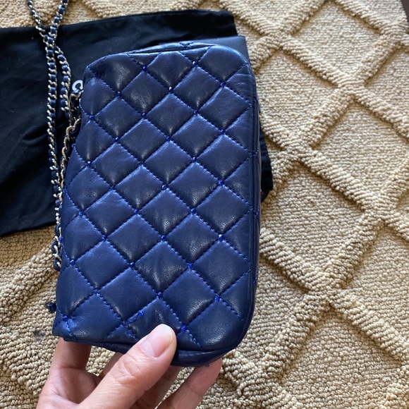 Authentic extra mini Chanel - Picture 3 of 5